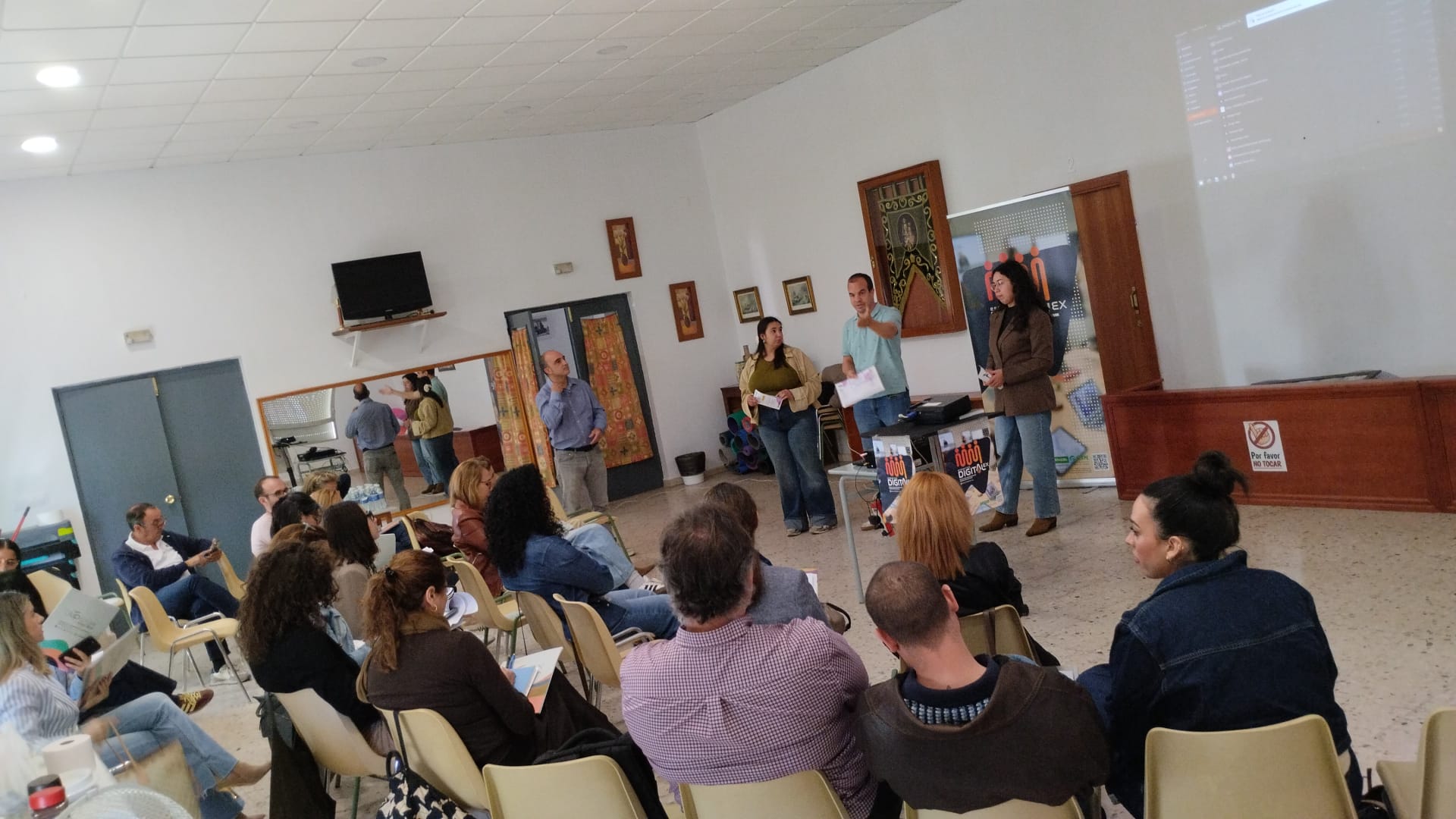 Espacios Digitalex. Red de Centros de Competencias Digitales de Extremadura